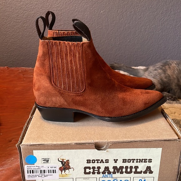 New Cognac Chamula Boots - Picture 7 of 7
